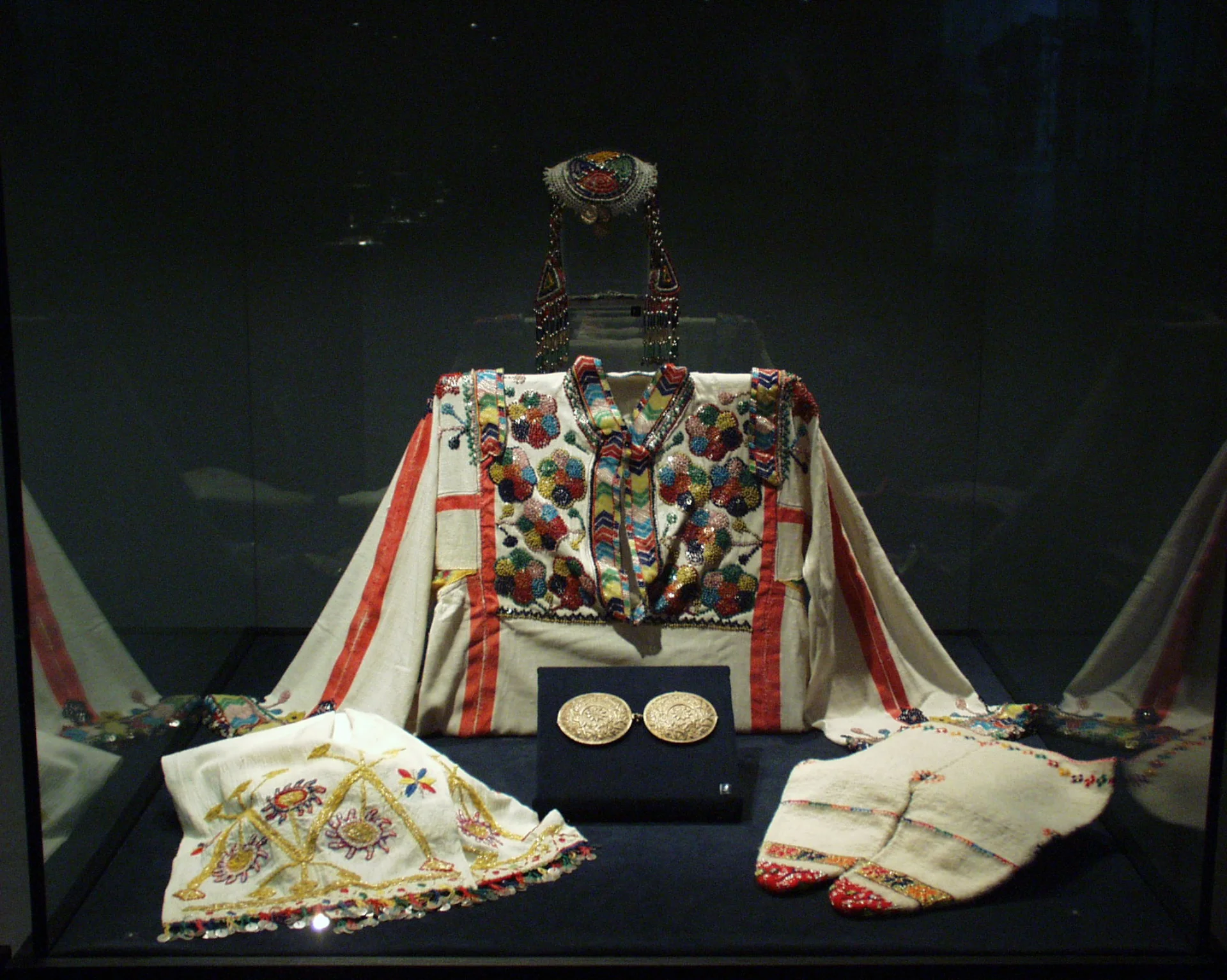 Женска кошула, 20 век, Македонци муслимани, село Октиси, Струшко