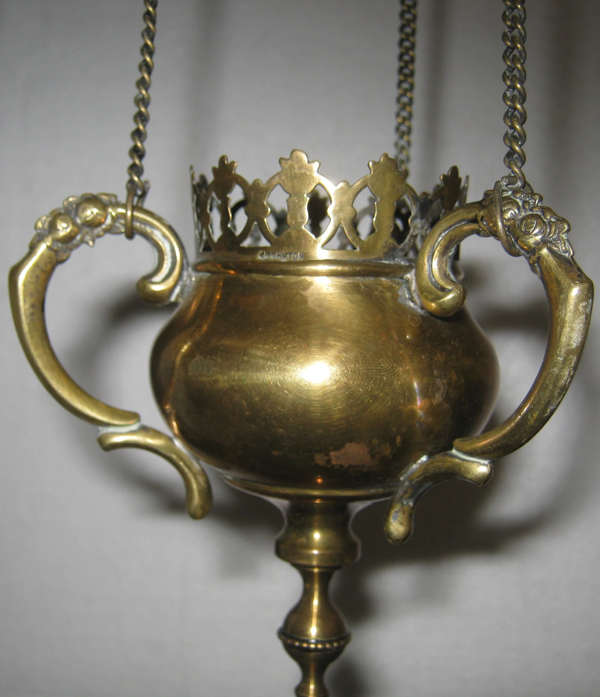 Темјаник од месинг, почеток на 20 век