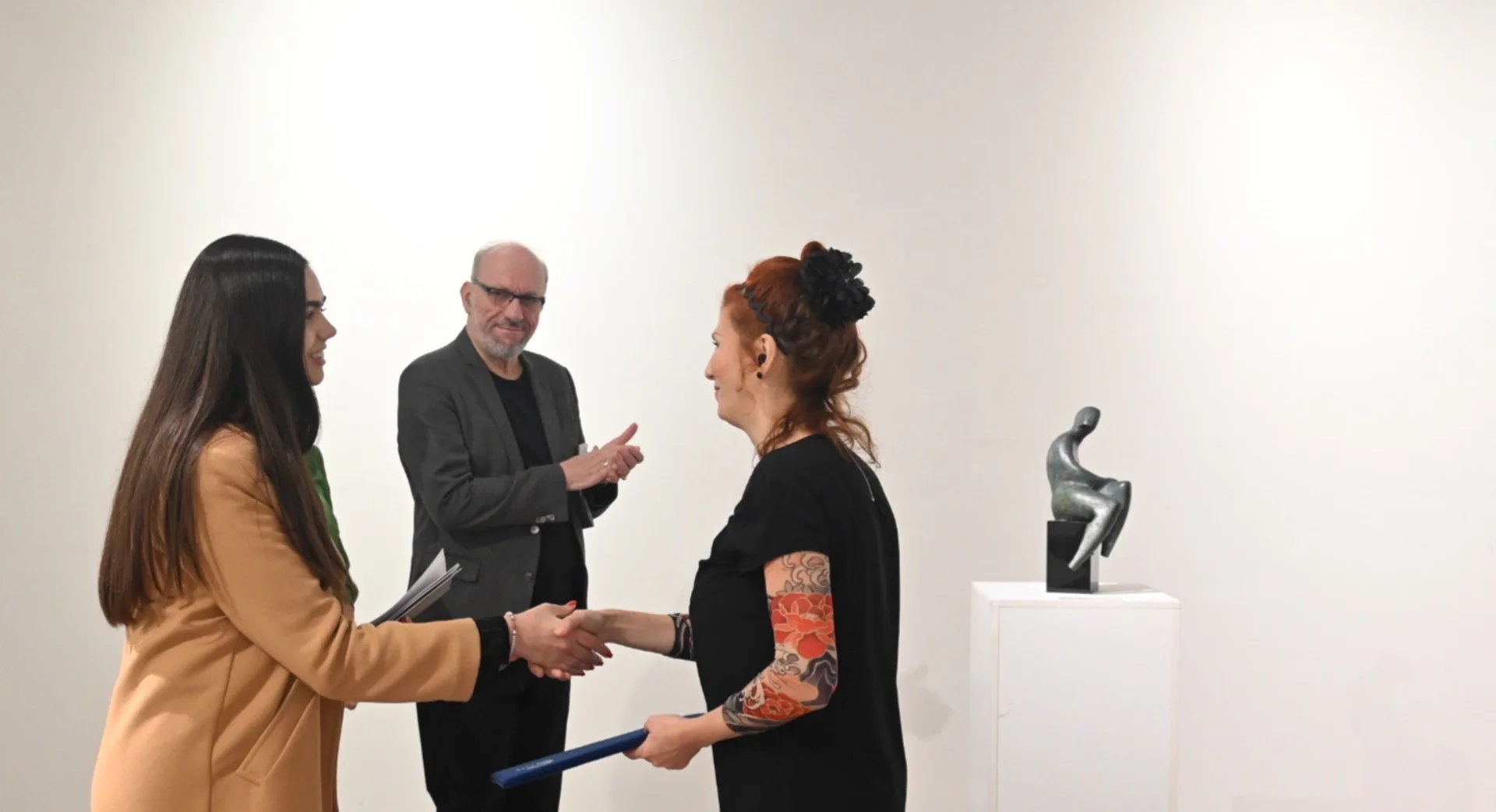 Современа скулптура